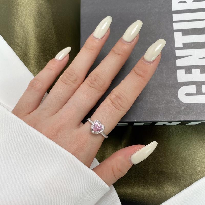 Designers ring fashion jewelrys luxury Classic eight claw Diamond Rings Sterling Silver
Designers ring fashion jewelrys luxury Classic eight claw Diamond Rings Sterling Silver