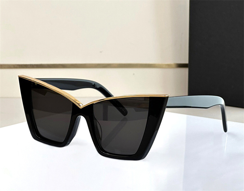 Fashion Popular Designer Sunglasses for Women 570 Vintage unique cat eye frame eyewear trend avant-garde style Anti-Ultraviolet protection come with case
Fashion Popular Designer Sunglasses for Women 570 Vintage unique cat eye frame eyewear trend avant-garde style Anti-Ultraviolet protection come with case