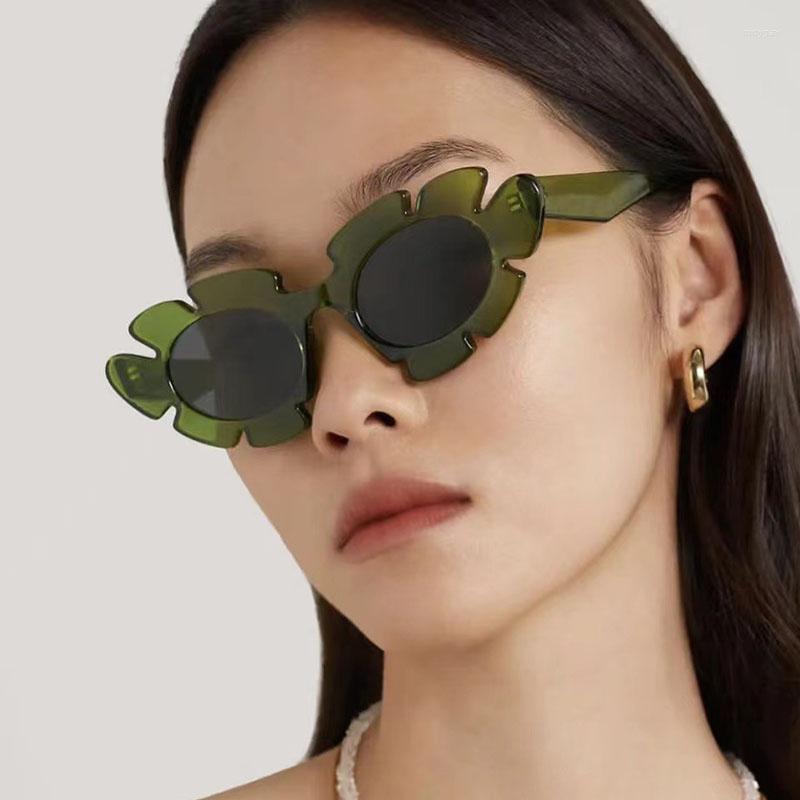 Sunglasses DYTYMJ Cat Eye Women Fashion Flower Eyewear Woman Sun Glasses Party Gafas De Sol Hombre