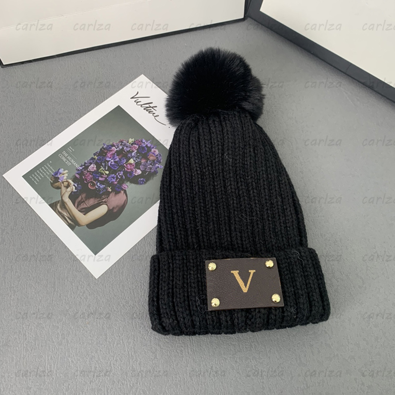 Designer Beanie Flower Label Hats Luxury Knitted Furry Ball Hat Fashion Pink Cotton Beanies For Womens Warm V Caps Soft Bonnet 12 Colors New, L1 
Designer Beanie Flower Label Hats Luxury Knitted Furry Ball Hat Fashion Pink Cotton Beanies For Womens Warm V Caps Soft Bonnet 12 Colors New, L1