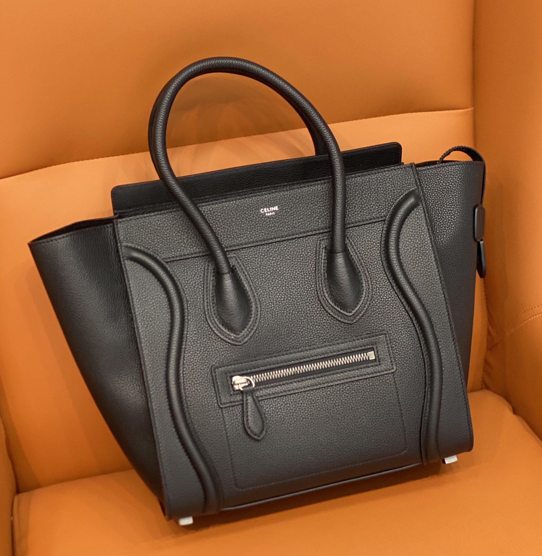Handbags Tote Bag Crossbody With Straps Cow Leather 20Colors Matching Embroidery 26cm 20cm Grey Blue Designer Bags Luggage NANO Micro Mini
Handbags Tote Bag Crossbody With Straps Cow Leather 20Colors Matching Embroidery 26cm 20cm Grey Blue Designer Bags Luggage NANO Micro Mini