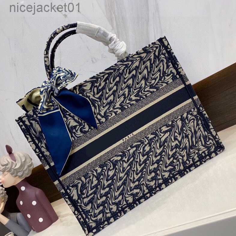 22SS Bag Women Tote Bag Luxury Bags Fashion Handbags Large Capacity Handbag Wallet, #13
22SS Bag Women Tote Bag Luxury Bags Fashion Handbags Large Capacity Handbag Wallet, #13