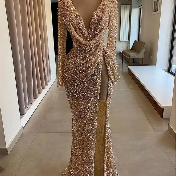 Sparkly Sequined Prom Dresses Long Sleeve Sexy High Slit V Neck Mermaid Rose Gold Dubai Women Formal Evening Gowns, Fuchsia
Sparkly Sequined Prom Dresses Long Sleeve Sexy High Slit V Neck Mermaid Rose Gold Dubai Women Formal Evening Gowns, Fuchsia