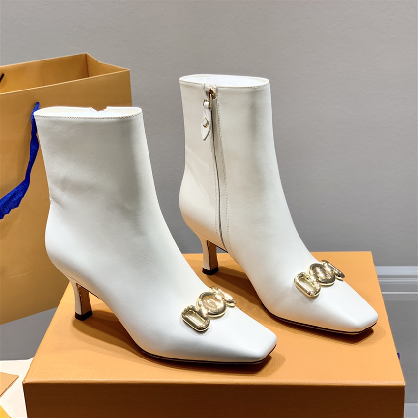 Luxury Design Boots Louiseity Fashion Women Business Work Elegant Decoration Winter Warm Snow Non slip High Heel Knight Tassel Casual Socks Boots Viutonity 08-012
Luxury Design Boots Louiseity Fashion Women Business Work Elegant Decoration Winter Warm Snow Non slip High Heel Knight Tassel Casual Socks Boots Viutonity 08-012