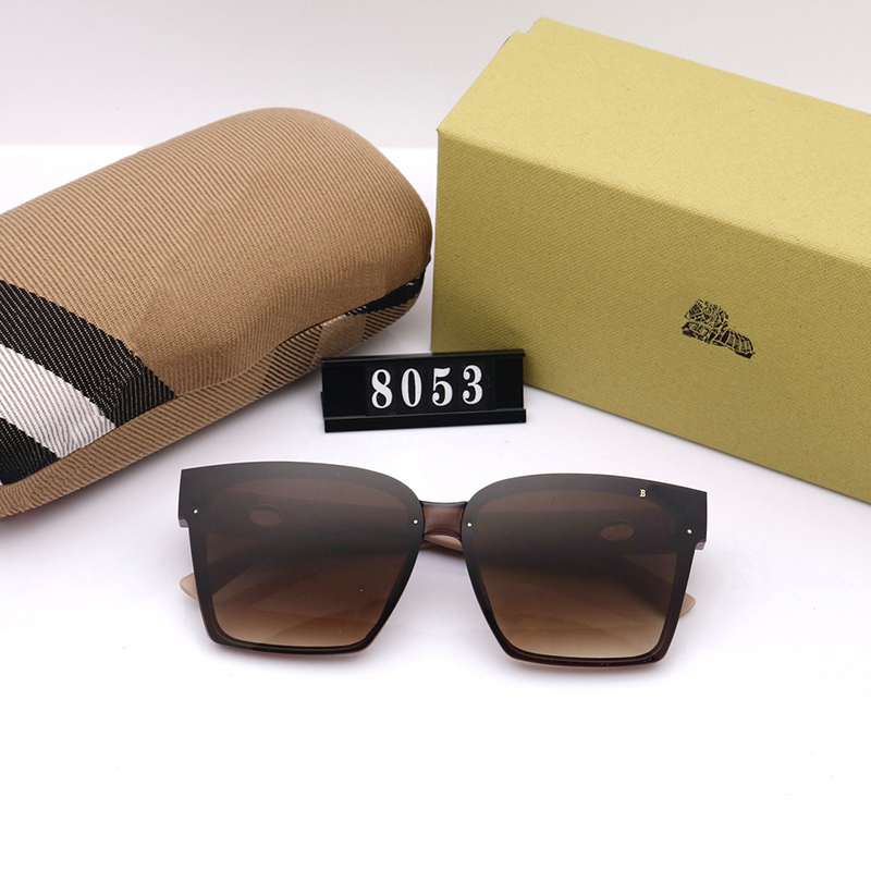 Designers sunglasses luxurys glasses sunglasses with diamonds Letter design driving travel Sandy Beach sun glassess versatile fashion Casual style very good
Designers sunglasses luxurys glasses sunglasses with diamonds Letter design driving travel Sandy Beach sun glassess versatile fashion Casual style very good