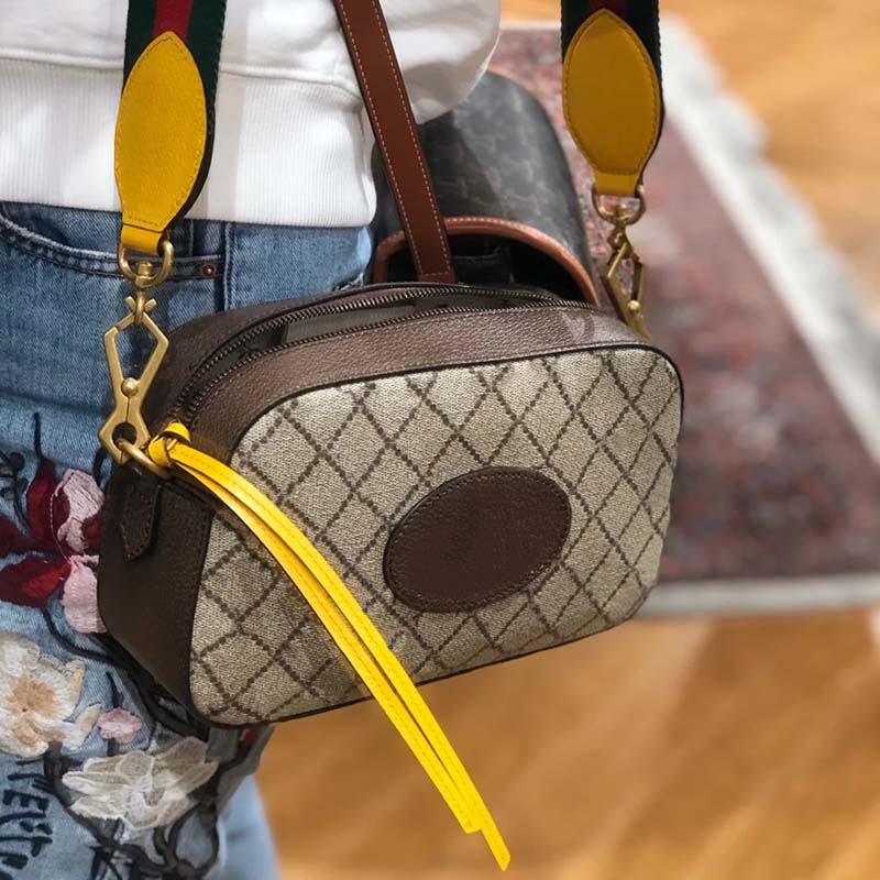 Top Luxury Designers Crossbody Large Capacity Fashion Women Shoulder Bag Vintage Handbag PU Leather Artwork Shoulder Bags Classic Cross Body, Khaki
Top Luxury Designers Crossbody Large Capacity Fashion Women Shoulder Bag Vintage Handbag PU Leather Artwork Shoulder Bags Classic Cross Body, Khaki