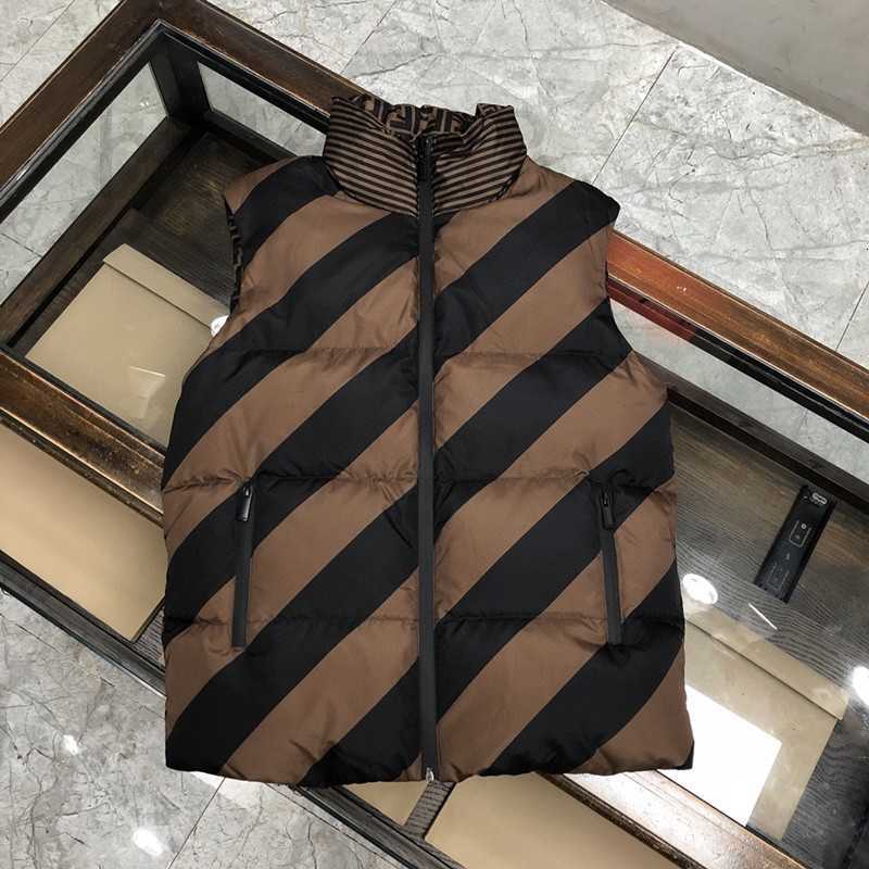 Women' Down Designer High version down vest men' short style 2022 winter plush thickened lovers' waistcoat warm jacket XARQ, Black
Women' Down Designer High version down vest men' short style 2022 winter plush thickened lovers' waistcoat warm jacket XARQ, Black