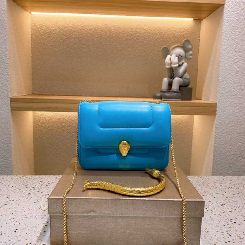 women chain shoulder bag snake head totebag bul designer crossbody bags square handbag lady totes purse flip messengerbag 5 color, Blue
women chain shoulder bag snake head totebag bul designer crossbody bags square handbag lady totes purse flip messengerbag 5 color, Blue