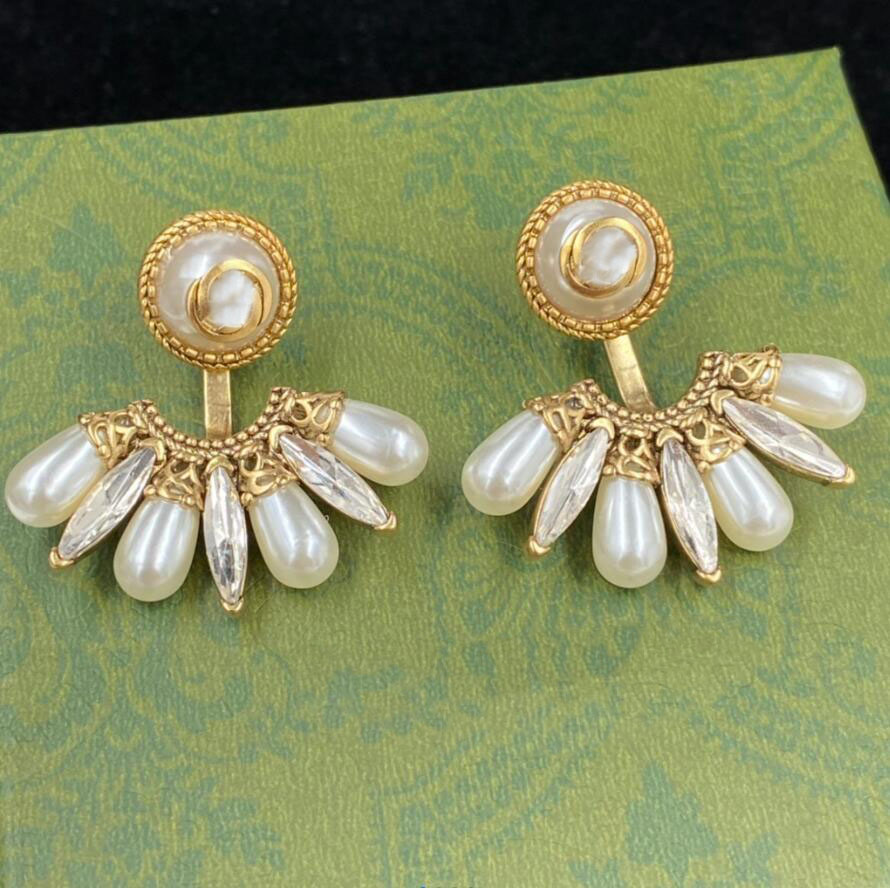 Retro Fashion Designer Flower Dangle Earring Ear Stud Women Brand Letter Earrings Eardrop Party Wedding Jewelry With Box
Retro Fashion Designer Flower Dangle Earring Ear Stud Women Brand Letter Earrings Eardrop Party Wedding Jewelry With Box