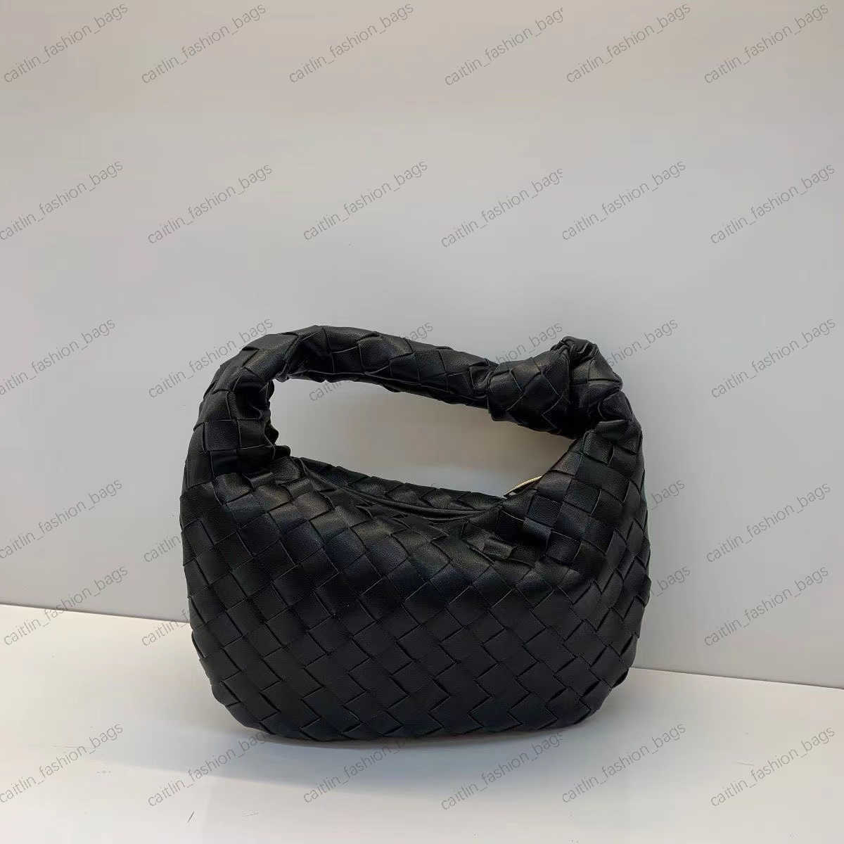 2023 New Women's Fashion Crossbody Bag Luxury Designer Underarm Bag Clutch Bag Braided Purse Soft Leather Handbag
2023 New Women's Fashion Crossbody Bag Luxury Designer Underarm Bag Clutch Bag Braided Purse Soft Leather Handbag