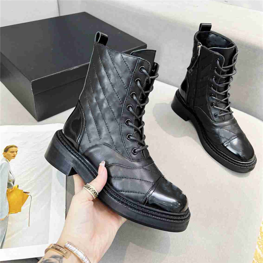 Luxury Design Boots Fashion Channel Women Retro Decoration Winter Warm Snow Non slip High Heel Martin Knight Tassel Casual Socks Boots 08-016
Luxury Design Boots Fashion Channel Women Retro Decoration Winter Warm Snow Non slip High Heel Martin Knight Tassel Casual Socks Boots 08-016