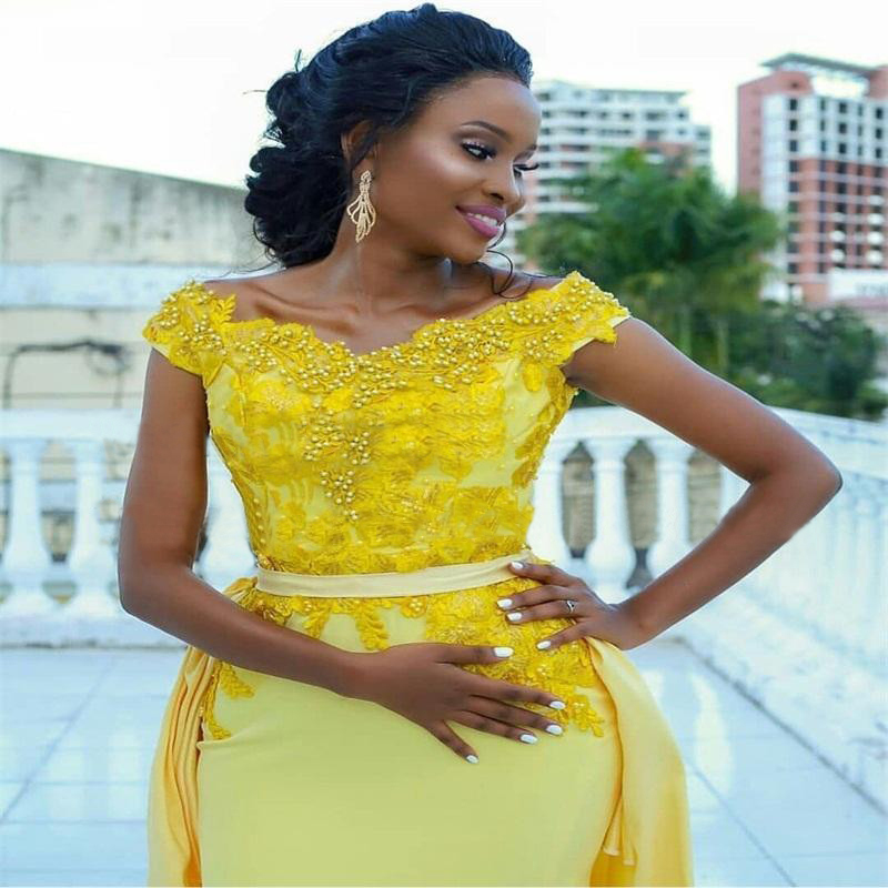 Off Shoulder Yellow Mermaid Bridesmaid Dresses Applique Lace Beads Vestidos Detachable Train Long Wedding Party Dress