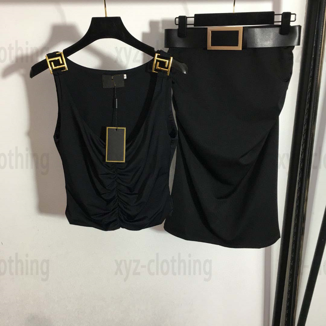 vest T-shirt with slit dress sets brand designer summer dresses women piece dress Side zipper slim vests metal belt high waist bag xyz2023, 1#
vest T-shirt with slit dress sets brand designer summer dresses women piece dress Side zipper slim vests metal belt high waist bag xyz2023, 1#
