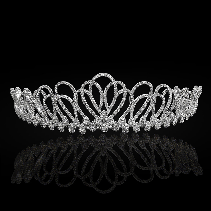 Elegant Silver Color Wedding Tiaras and Crowns for Women Crystal Headpiece Bridal Wedding Hair Accessories Birthday Cake Topper
Elegant Silver Color Wedding Tiaras and Crowns for Women Crystal Headpiece Bridal Wedding Hair Accessories Birthday Cake Topper