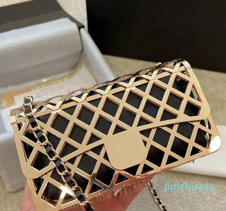 designer Bags women chain box metal clad handbag shoulder bag crossbody lady simple versatile metals letter Inner leather Postman handbags style, Gold
designer Bags women chain box metal clad handbag shoulder bag crossbody lady simple versatile metals letter Inner leather Postman handbags style, Gold