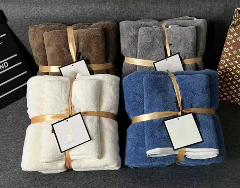 Face Bath Towel Set 2 Pieces Sets Fashion Designer Coral Velvet Towels Unisex Absorbent Baby Men Womens Wash Cloths Towel