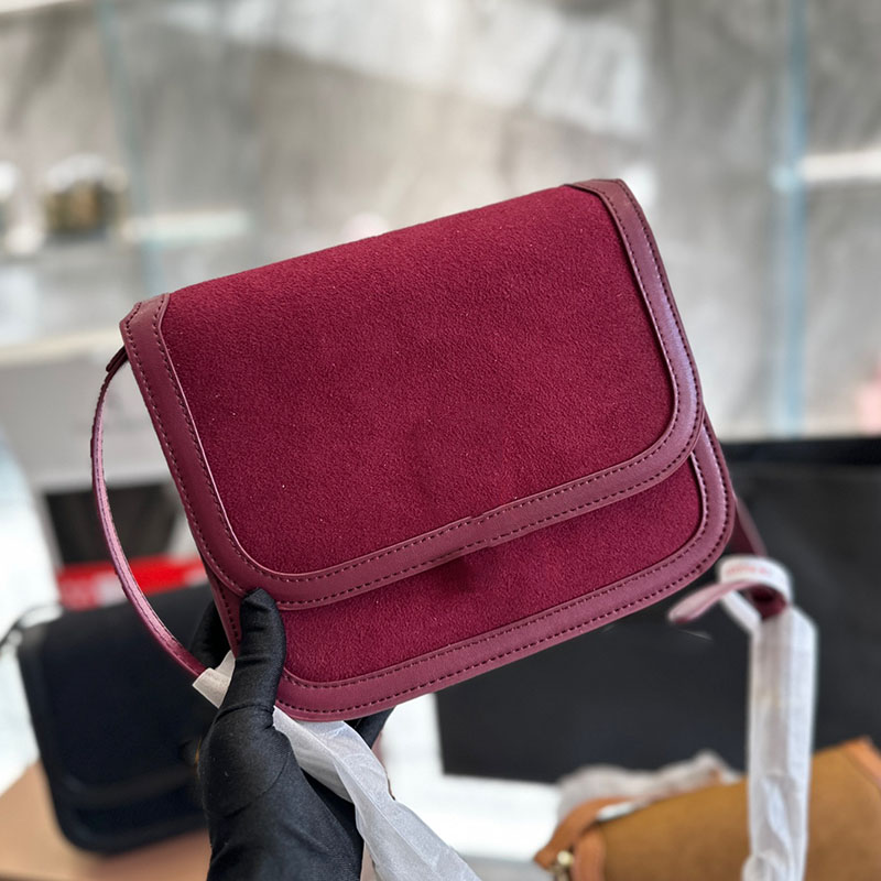 20CM Nubuck Rubbed Calfskin Flap Bags Accordion Purse Multi Pochette Aged Gold Metal Badge Handbags Adjustable Shoulder Strap Outdoor Sacoche, Box
20CM Nubuck Rubbed Calfskin Flap Bags Accordion Purse Multi Pochette Aged Gold Metal Badge Handbags Adjustable Shoulder Strap Outdoor Sacoche, Box