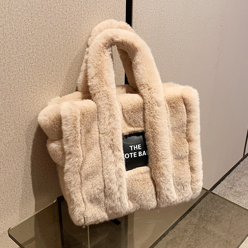 Autumn and Winter Plush Large Capacity Totes The 2022 Tideway Tote Tote Handbag, Aspic
Autumn and Winter Plush Large Capacity Totes The 2022 Tideway Tote Tote Handbag, Aspic