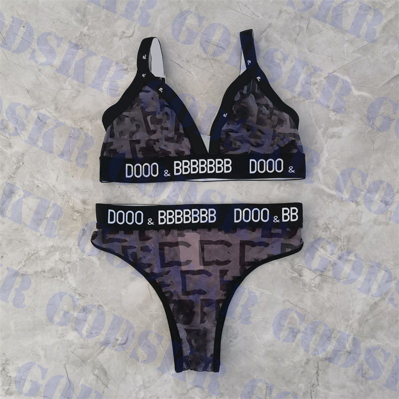 Designer Swimwear Bikini Top Letter Mesh Bikini Womens Designer Underwear Sexy V Neck Swimsuit For Women Brand Bra Two Piece, Please contact me real pic
Designer Swimwear Bikini Top Letter Mesh Bikini Womens Designer Underwear Sexy V Neck Swimsuit For Women Brand Bra Two Piece, Please contact me real pic