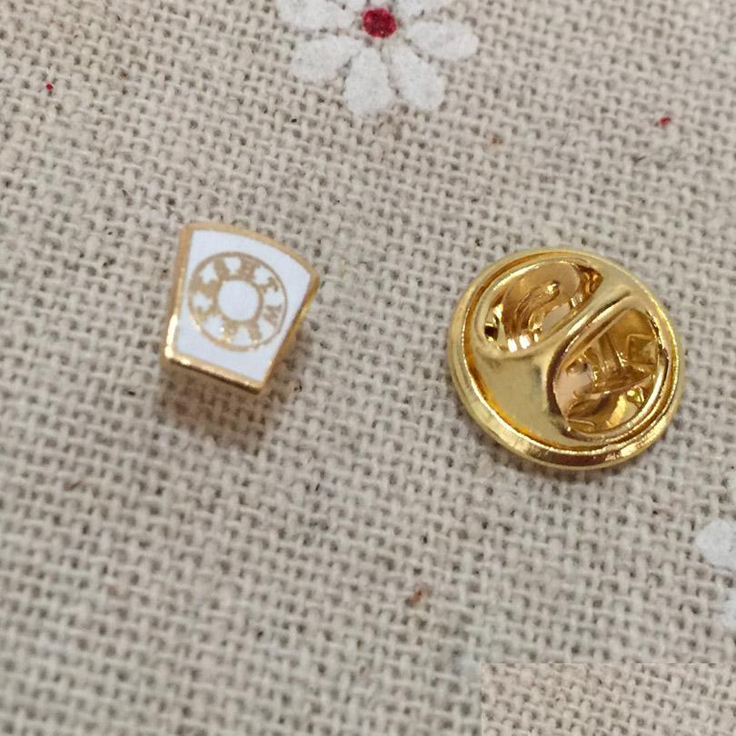 Pins Brooches 50Pcs Small Mark Keystone Masonic Masonary Pins And Brooches Masons Tiny White Lapel Pin Badge Drop Delivery Jewelry Dham0
Pins Brooches 50Pcs Small Mark Keystone Masonic Masonary Pins And Brooches Masons Tiny White Lapel Pin Badge Drop Delivery Jewelry Dham0