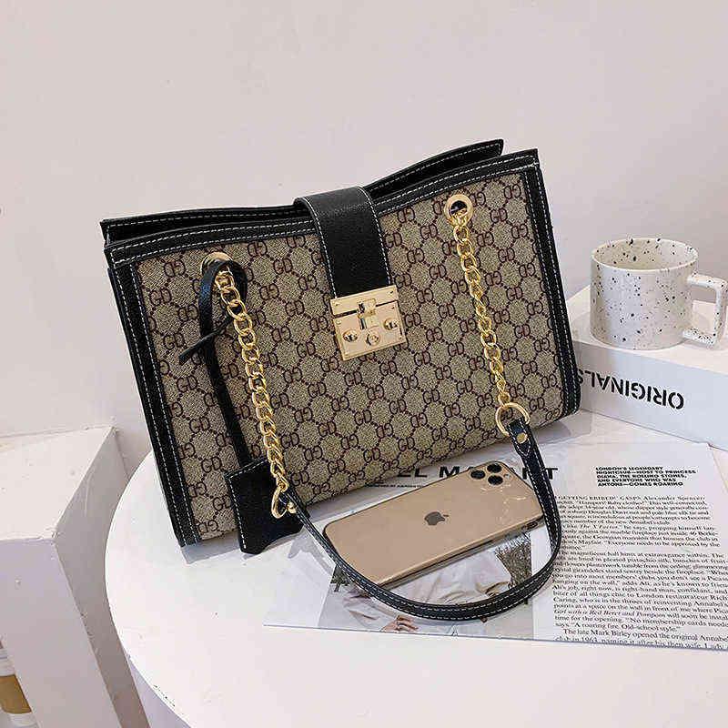 top designer bags for women Printed portable tote autumn fashion high-capacity buckle chain armpit, Black
top designer bags for women Printed portable tote autumn fashion high-capacity buckle chain armpit, Black