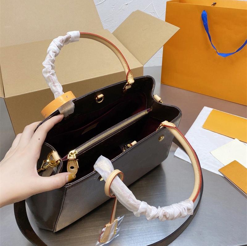 2023 Luxury Handbgs Leather Embossing Shoulder Bags Designer Purse Womens Messenger Bags M41053, Black embossed
2023 Luxury Handbgs Leather Embossing Shoulder Bags Designer Purse Womens Messenger Bags M41053, Black embossed