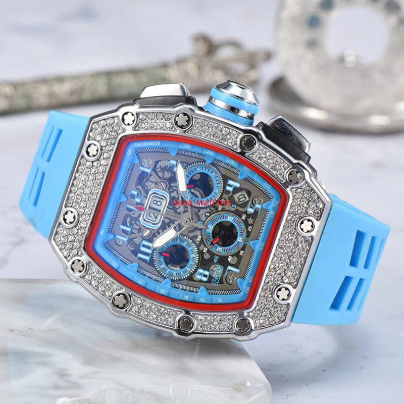 6 pin Diamond Automatic Date Watch Limited Edition Men's watch Top brand luxury full function quartz watch Silicone strap
6 pin Diamond Automatic Date Watch Limited Edition Men's watch Top brand luxury full function quartz watch Silicone strap