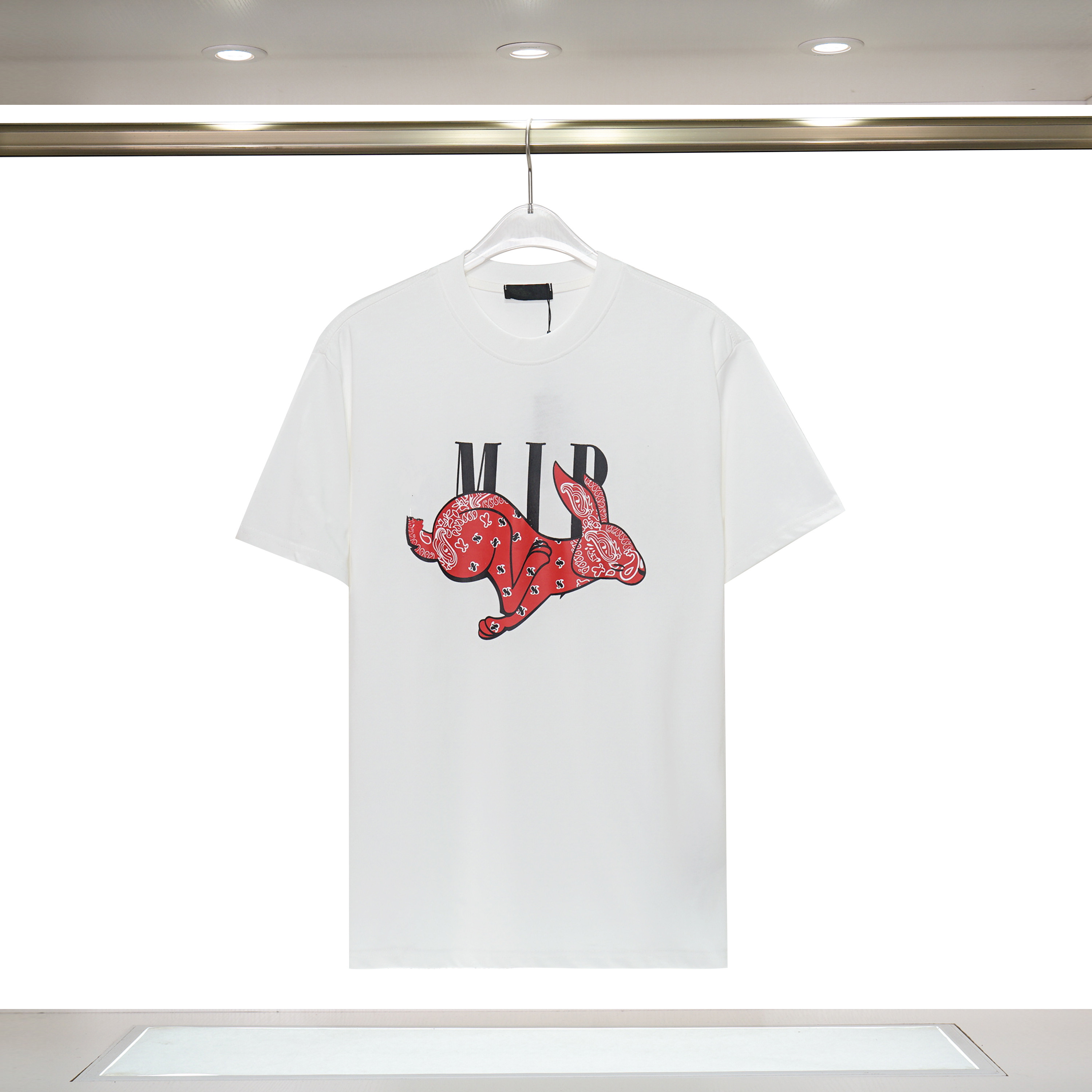 Mens Womens Designers Streetwear Tee Shirts Men Luxurys Fashion Rabbit Pattern Print Tshirts Summer Short Sleeved Hip Hop Tshirt Plus Size S-XXXL
Mens Womens Designers Streetwear Tee Shirts Men Luxurys Fashion Rabbit Pattern Print Tshirts Summer Short Sleeved Hip Hop Tshirt Plus Size S-XXXL