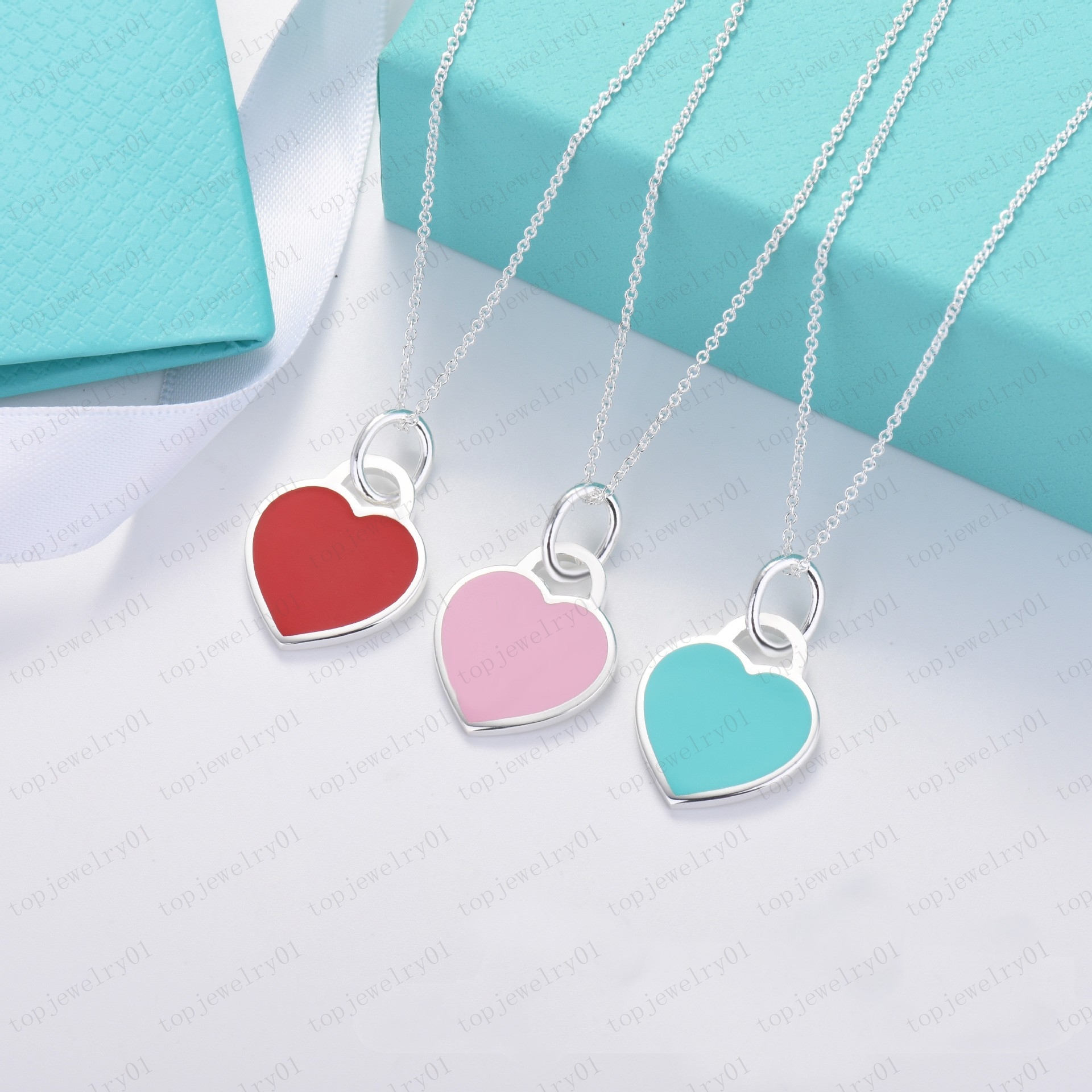 chain bracelet designer women necklace bracelet classic heart set 18K gold luxury girl Valentine's Day love gift stainless steel with box
chain bracelet designer women necklace bracelet classic heart set 18K gold luxury girl Valentine's Day love gift stainless steel with box