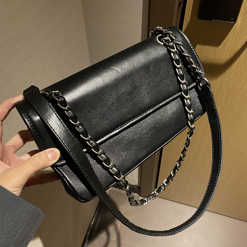CC Bags Luxury Brand Shoulder Bags Vinatge Baguette Shoulder Bags Aged Silver Metal Matelasse Valentine Chain Crossbody Purse Large Capacity, Box
CC Bags Luxury Brand Shoulder Bags Vinatge Baguette Shoulder Bags Aged Silver Metal Matelasse Valentine Chain Crossbody Purse Large Capacity, Box