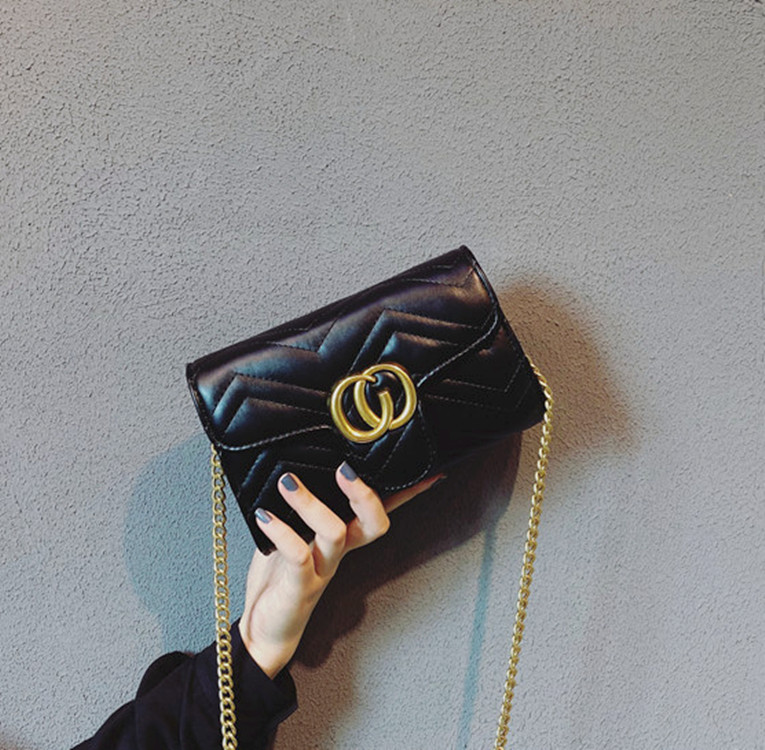 2022 GucciGG1733 designers bags Women Shoulder bag marmont handbag Messenger Totes Fashion Metallic Handbags Classic Crossbody Clutch Pretty, Red
2022 GucciGG1733 designers bags Women Shoulder bag marmont handbag Messenger Totes Fashion Metallic Handbags Classic Crossbody Clutch Pretty, Red