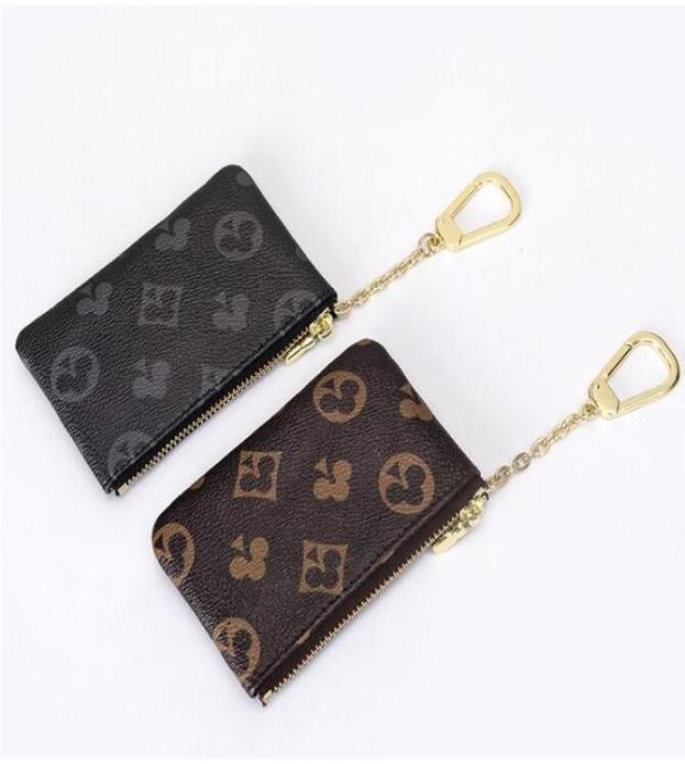 KEY POUCH Designers Mini Wallet Fashion Womens Mens Keychain Ring Credit Card Holder Coin Purse Luxury M62650 box wallet5445319, Customize
KEY POUCH Designers Mini Wallet Fashion Womens Mens Keychain Ring Credit Card Holder Coin Purse Luxury M62650 box wallet5445319, Customize