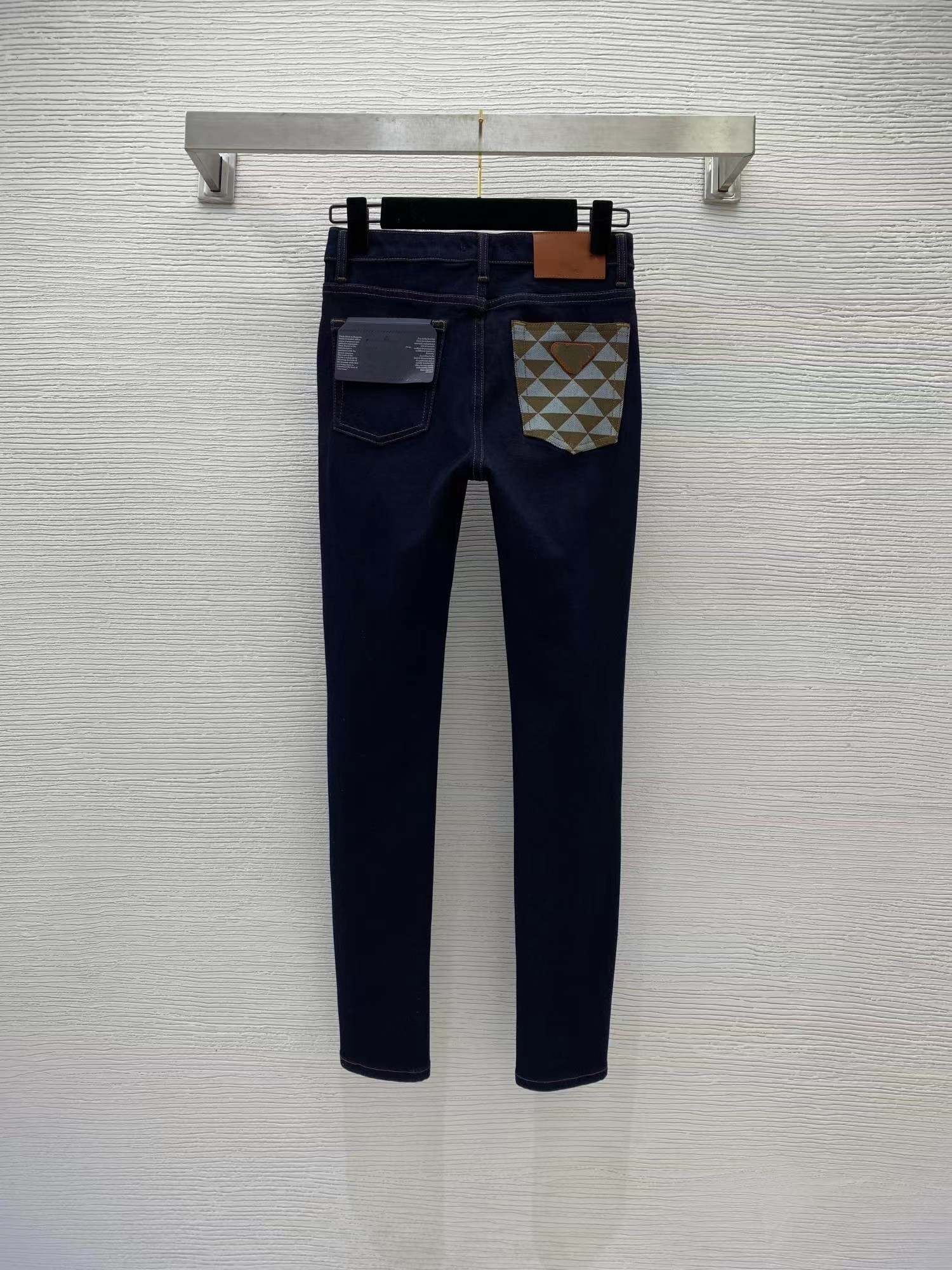 Women' Jeans Designer 2023 New Spring Summer Fashion Skinny Slim Panelled Brand Same Style Pants Luxury Clothing UXAK, Picture color
Women' Jeans Designer 2023 New Spring Summer Fashion Skinny Slim Panelled Brand Same Style Pants Luxury Clothing UXAK, Picture color