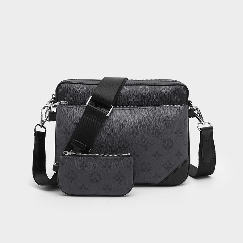 Designer Men Leather Fashion Bags TRIO Messenger Shoulder Women Travel School Bags Man Crossbody Handbags louise Purse vutton viuton bag, Black
Designer Men Leather Fashion Bags TRIO Messenger Shoulder Women Travel School Bags Man Crossbody Handbags louise Purse vutton viuton bag, Black