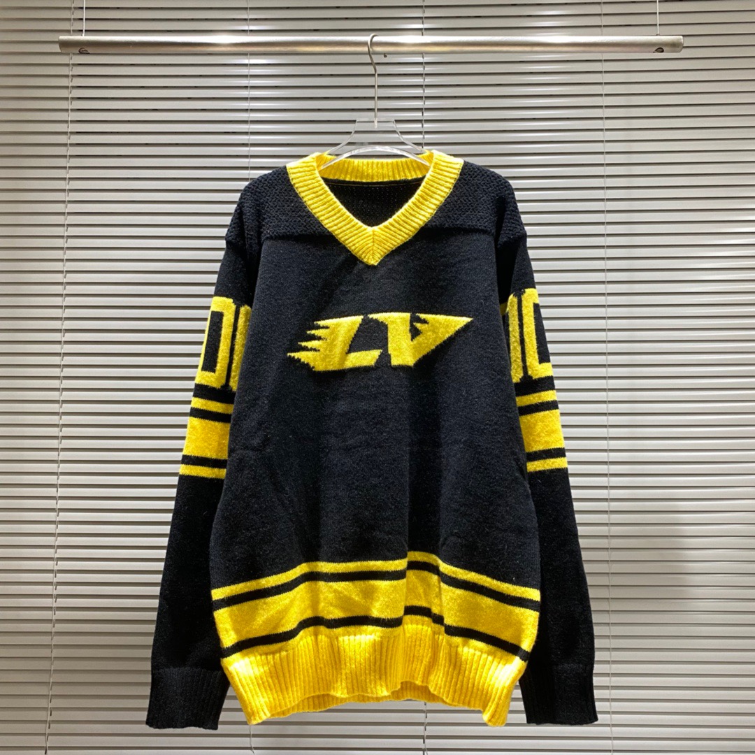 The latest men's and women's designer brand sweaters top1 quality fashion classic warm autumn winter sweater., Black
The latest men's and women's designer brand sweaters top1 quality fashion classic warm autumn winter sweater., Black