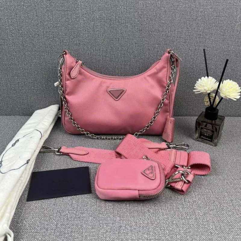 Fashion Handbags Shoulder Luxurys Designer Bags metal chain gold silver women Ladies new Willow Bucket Small Bucket bag presbyopia Handbag Purse luxury brand burst, Sky blue
Fashion Handbags Shoulder Luxurys Designer Bags metal chain gold silver women Ladies new Willow Bucket Small Bucket bag presbyopia Handbag Purse luxury brand burst, Sky blue