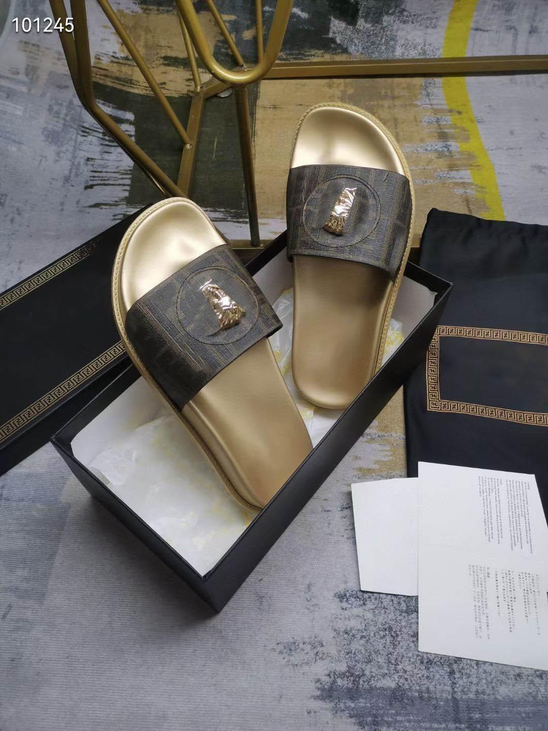 Designer Luxury FENDACE Womens Exclusive Slide Womens New Sandals Flip Flops Gold sole Palazzo Medusa Slide
Designer Luxury FENDACE Womens Exclusive Slide Womens New Sandals Flip Flops Gold sole Palazzo Medusa Slide