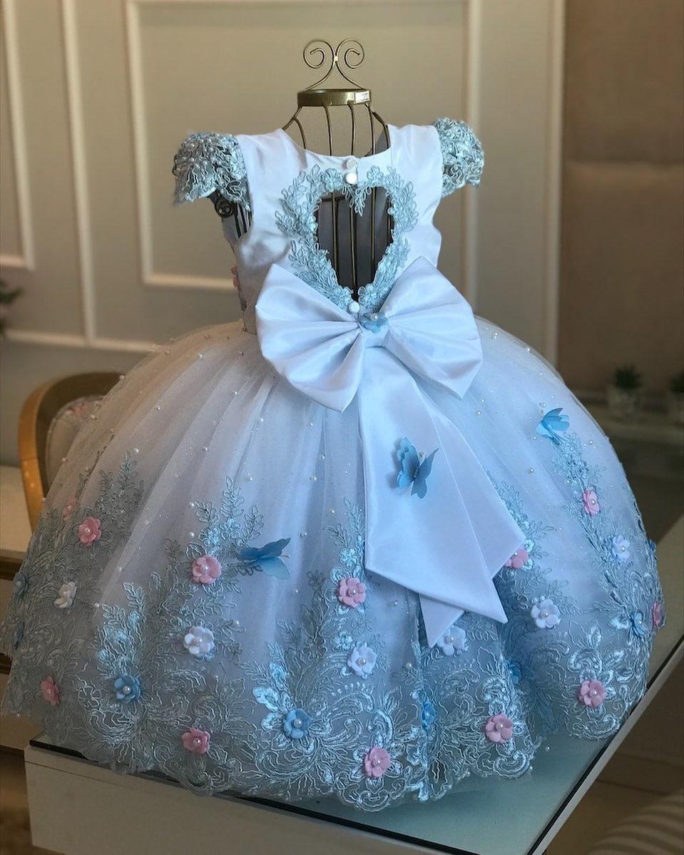 Princess Pearls Flower Girl Dresses For Wedding Ball Gown Lace Appliqued Backless Pageant Gowns Floor Length Tulle First Communion Dress Light Blue