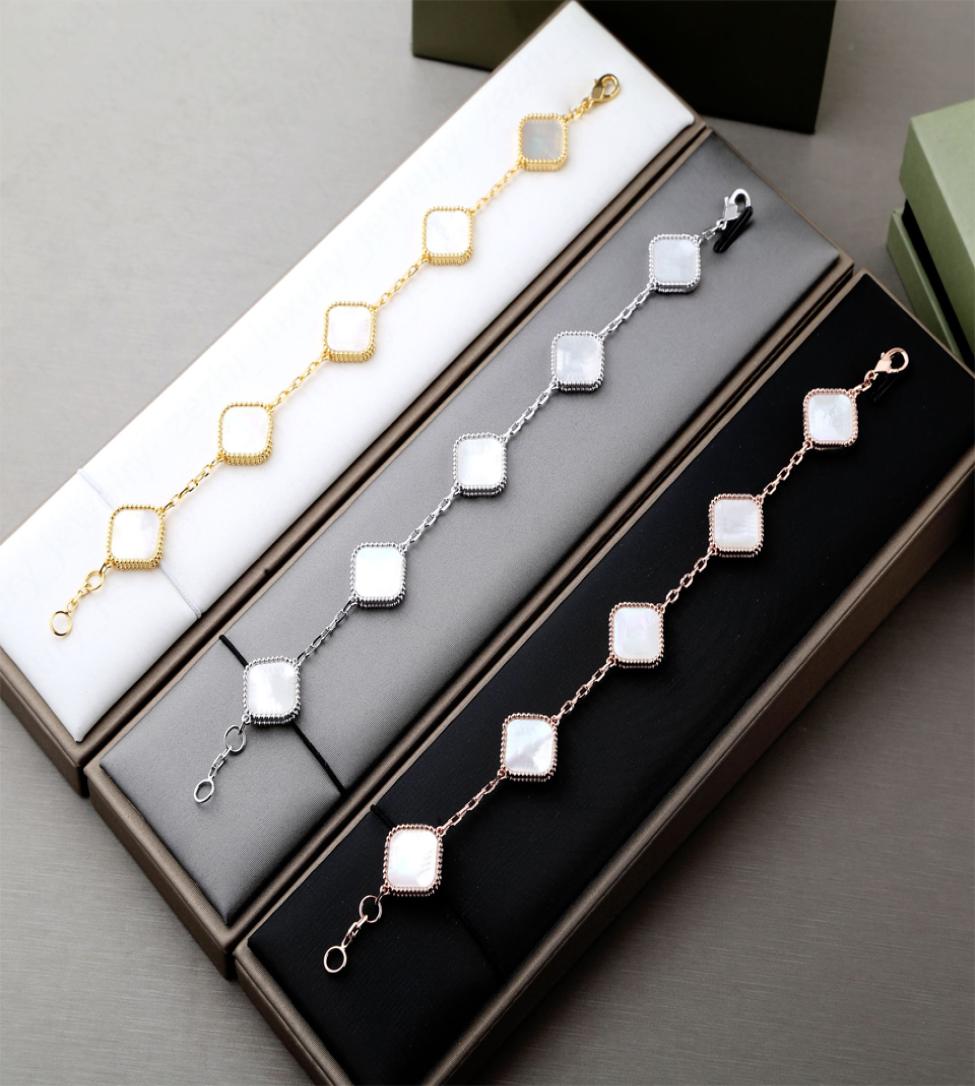 Clover Bracelet Charm Bracelets Gold Chain Gold Bangle Links Braclets Woman Love Armband Bangles Designer Chains Braclet Woman Set3671537
Clover Bracelet Charm Bracelets Gold Chain Gold Bangle Links Braclets Woman Love Armband Bangles Designer Chains Braclet Woman Set3671537