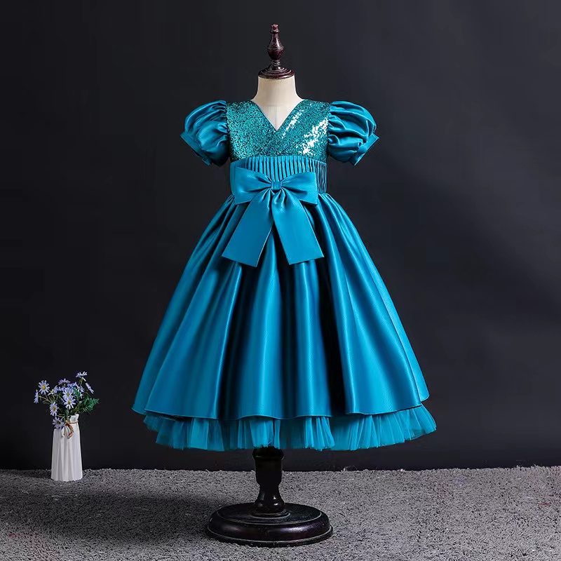 2023 New Flower Girl Dresses For Weddings Jewel Neck Champagne Puffy Ruffles Tiered Floral Little Kids Baby Gowns First Communion Dresses