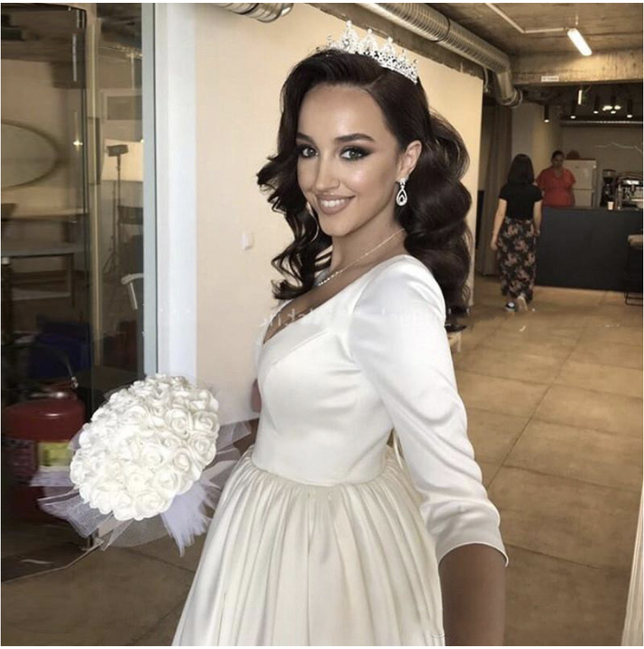 V Neck Short Dress 3/4 Long Sleeve White /Ivory Satin A-e Ankle Length Bride Gowns Backless Beach Wedding Gown