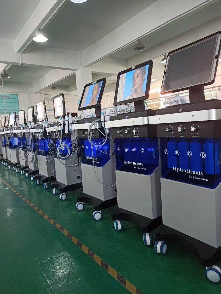 2023 12in1 hydro dermabrasion deep cleaning Microdermabrasion machine ultrasound wrinkle removal Face Lifting salon equipment