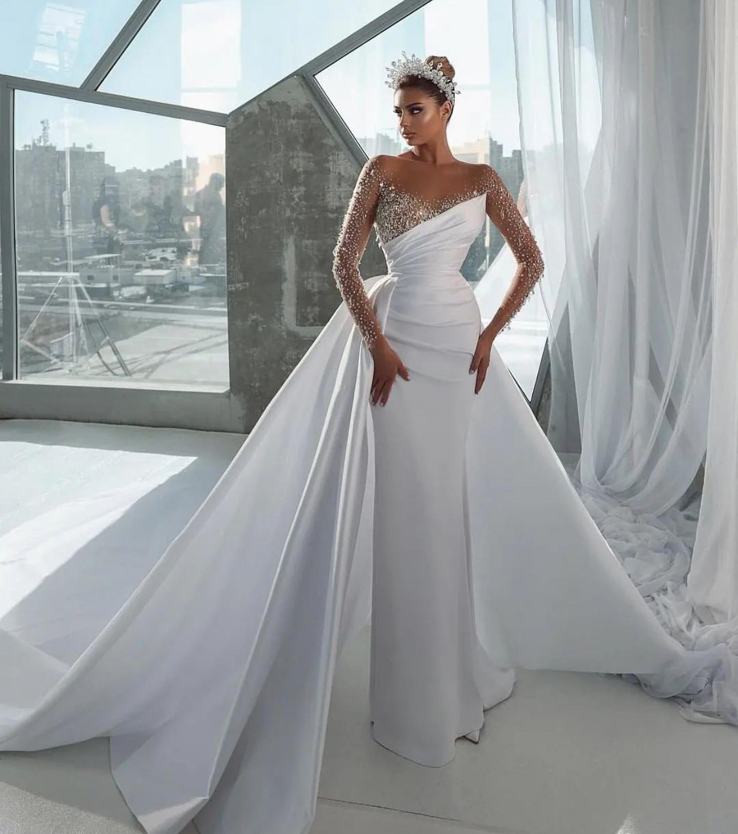 Gorgeous Mermaid Wedding Dresses With Detachable Train Long Sleeve Beaded Crystal Bridal Gowns Custom Made Vestido De Novia