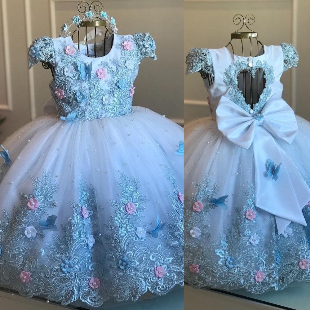 Princess Pearls Flower Girl Dresses For Wedding Ball Gown Lace Appliqued Backless Pageant Gowns Floor Length Tulle First Communion Dress Light Blue