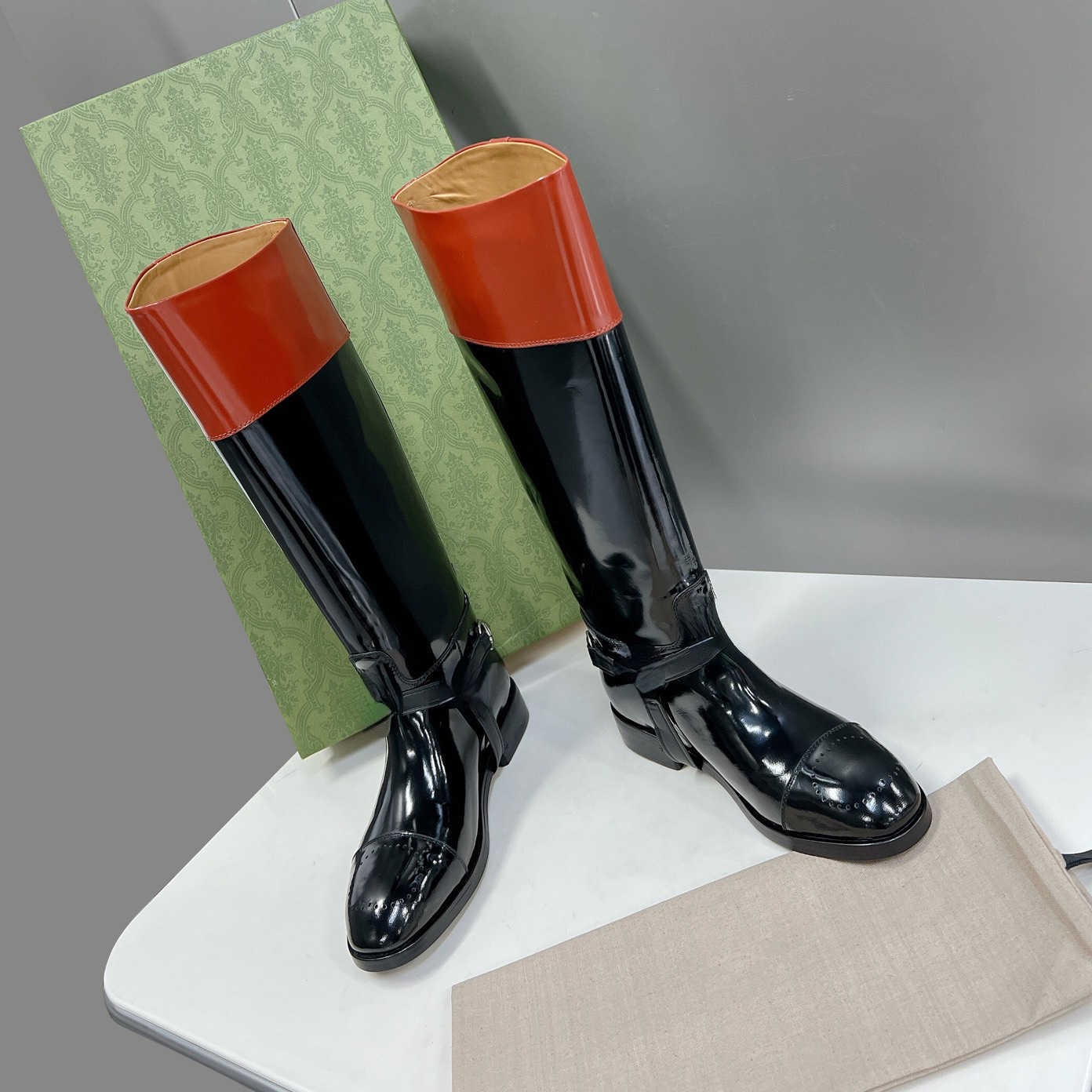 Boots British style thick heel equestrian boots 2022 new round head metal belt buckle riding boots for women, Black
Boots British style thick heel equestrian boots 2022 new round head metal belt buckle riding boots for women, Black
