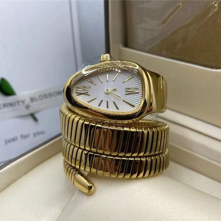 Luxury designer classic fashion quartz watch sapphire glass triangle dial ring strap is a ladies' favorite Christmas gift