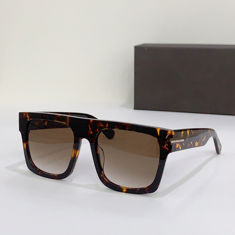 Sunglasses For Men and Women Summer 0711 Style Anti-Ultraviolet Retro Plate Full Frame Glasses Random Box
Sunglasses For Men and Women Summer 0711 Style Anti-Ultraviolet Retro Plate Full Frame Glasses Random Box
