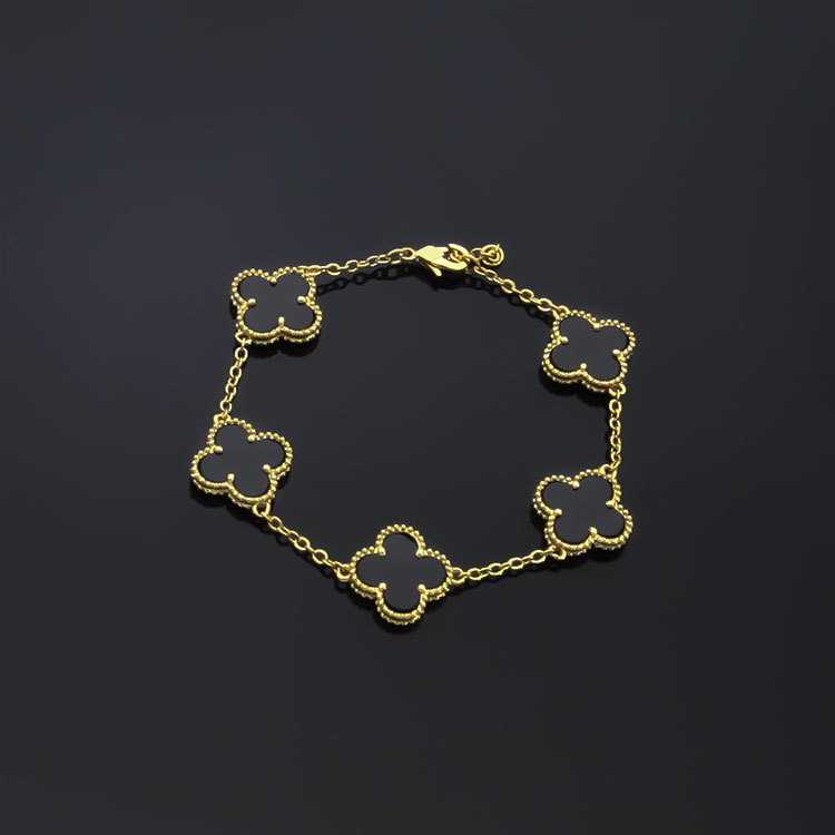 Fashion Womens Luxury Designer Chain Bracelet Four-leaf Clover Bracelets 18K Gold Bracelets For Womens
Fashion Womens Luxury Designer Chain Bracelet Four-leaf Clover Bracelets 18K Gold Bracelets For Womens