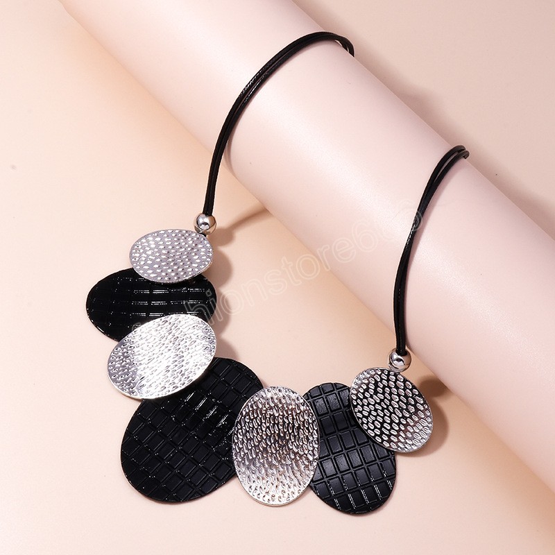 Bohemian Black PU Leather Geometric Round Pendant Necklace Vintage Simple Double Layers Statement Necklace Jewelry