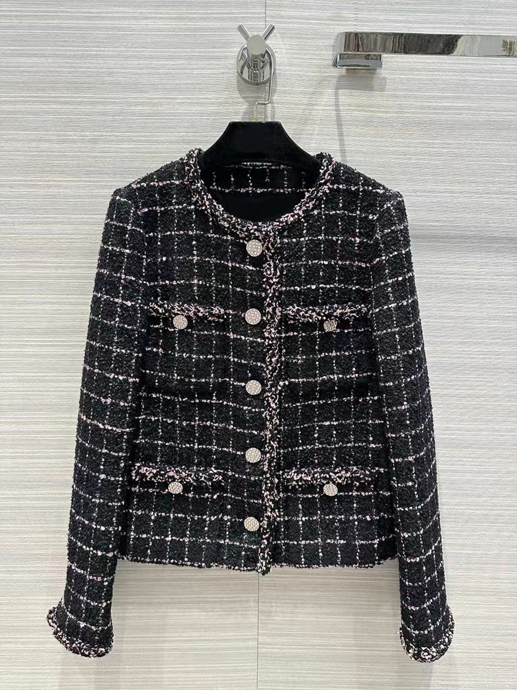 Chan New 2023 Women's brand jacket OOTD designer Fashion autumn winter LOGO High version Metal chain tweed coat Leisure Spring Coat Women birthday Christmas Gift, Black
Chan New 2023 Women's brand jacket OOTD designer Fashion autumn winter LOGO High version Metal chain tweed coat Leisure Spring Coat Women birthday Christmas Gift, Black